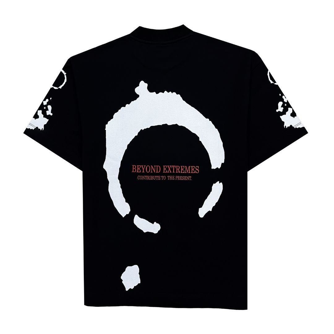 Stain T-shirt in Black [Unisex]