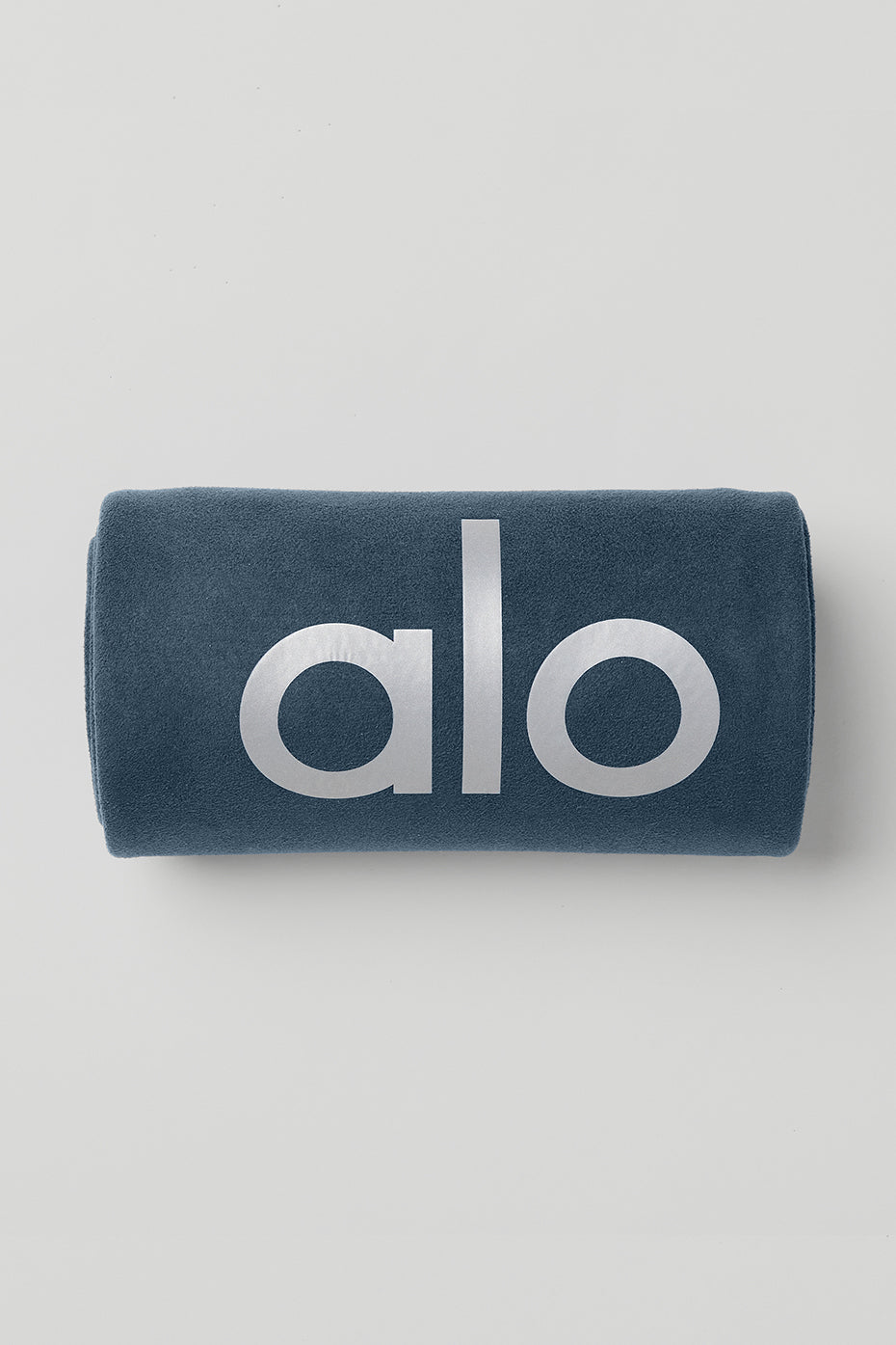 alo Grounded No-Slip Towel - Eclipse