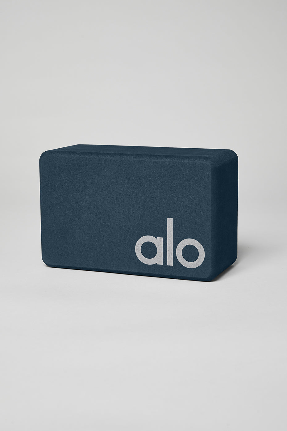 alo Uplifting Yoga Block - Eclipse/Silver
