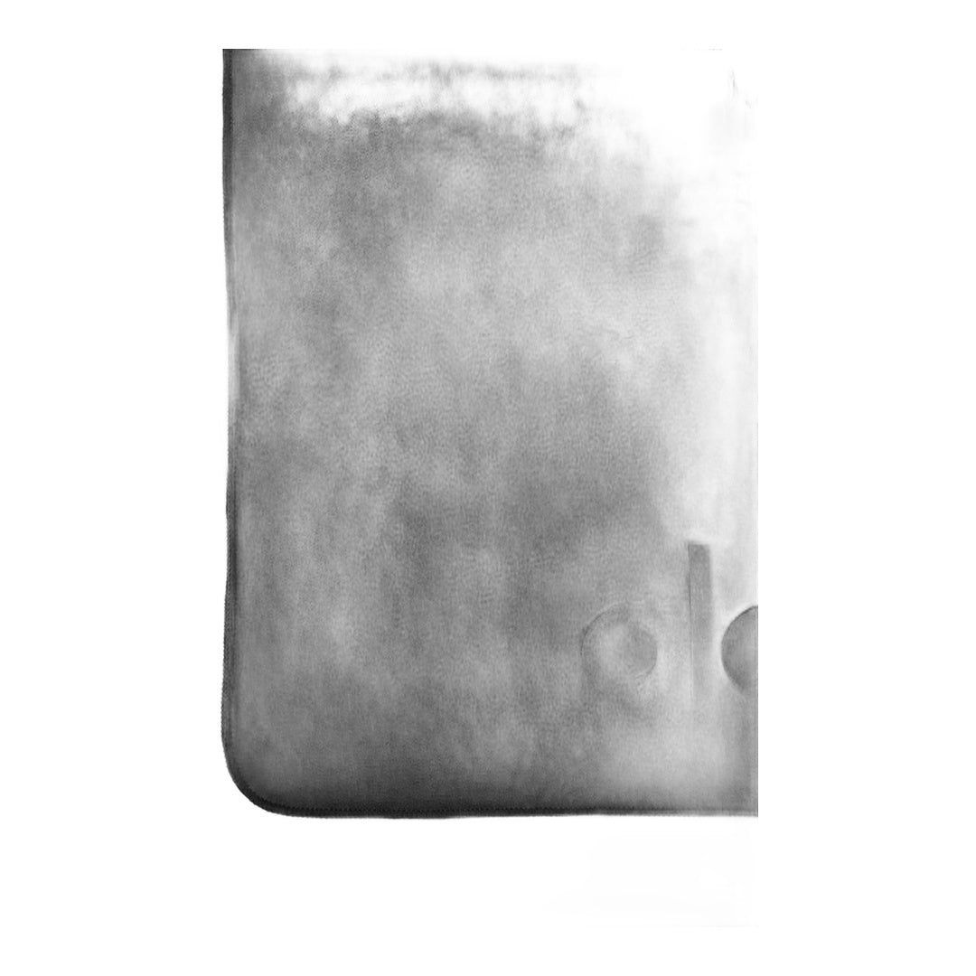 alo Performance No Sweat Hand Towel - Black