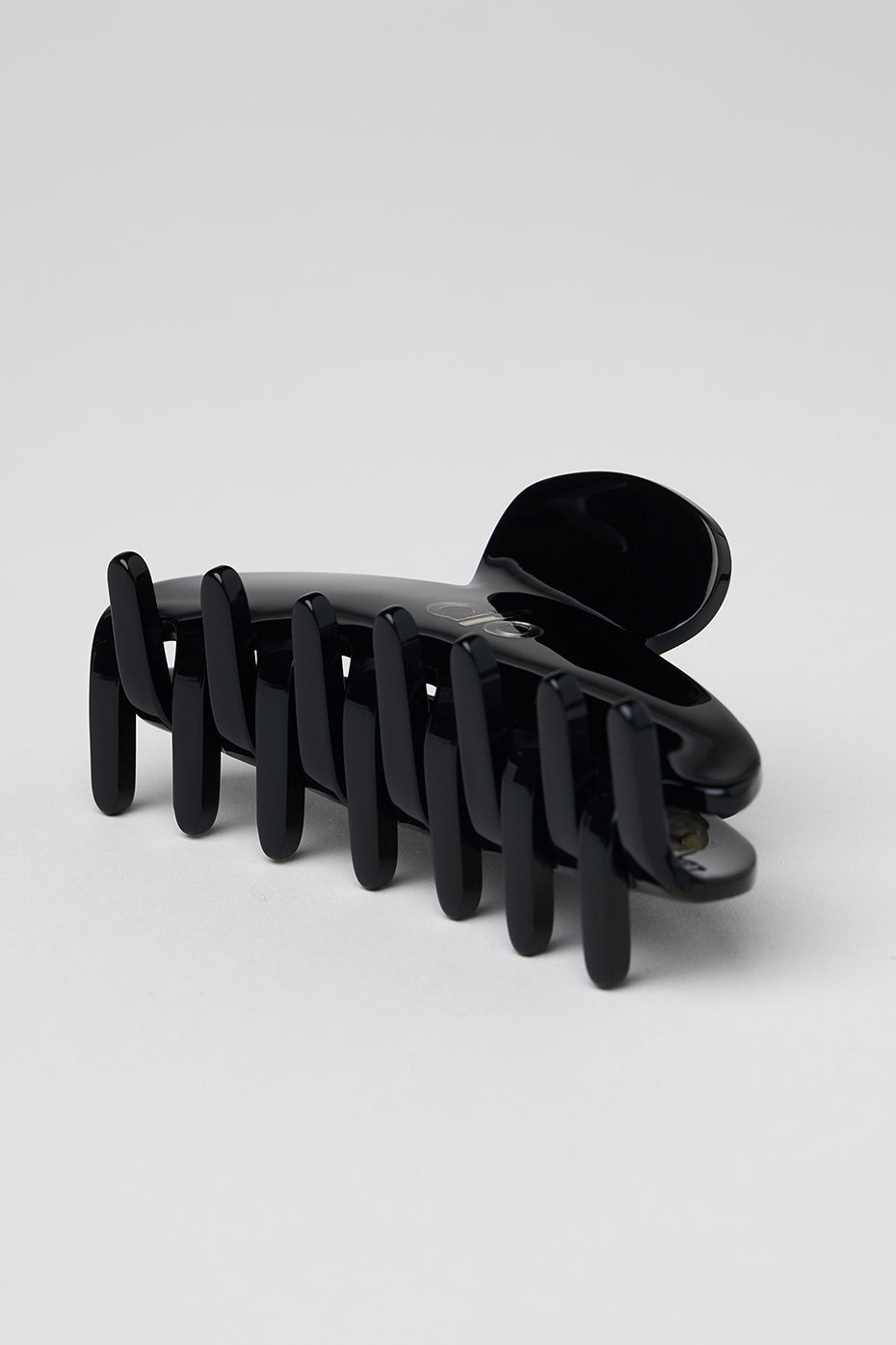 alo 90's Claw Clip - Black