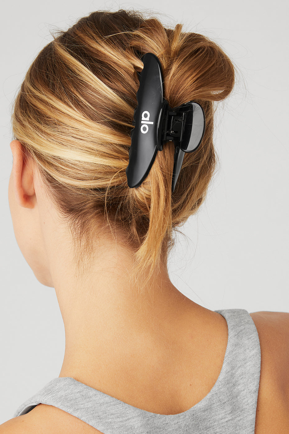 alo 90's Claw Clip - Black