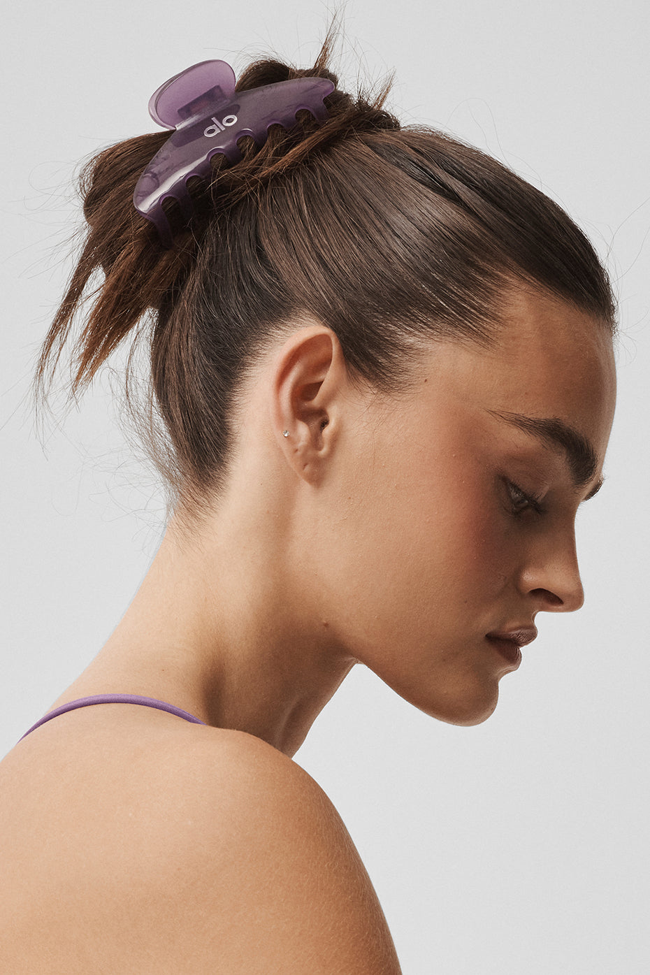 alo 90's Claw Clip - Plum Kiss Clear