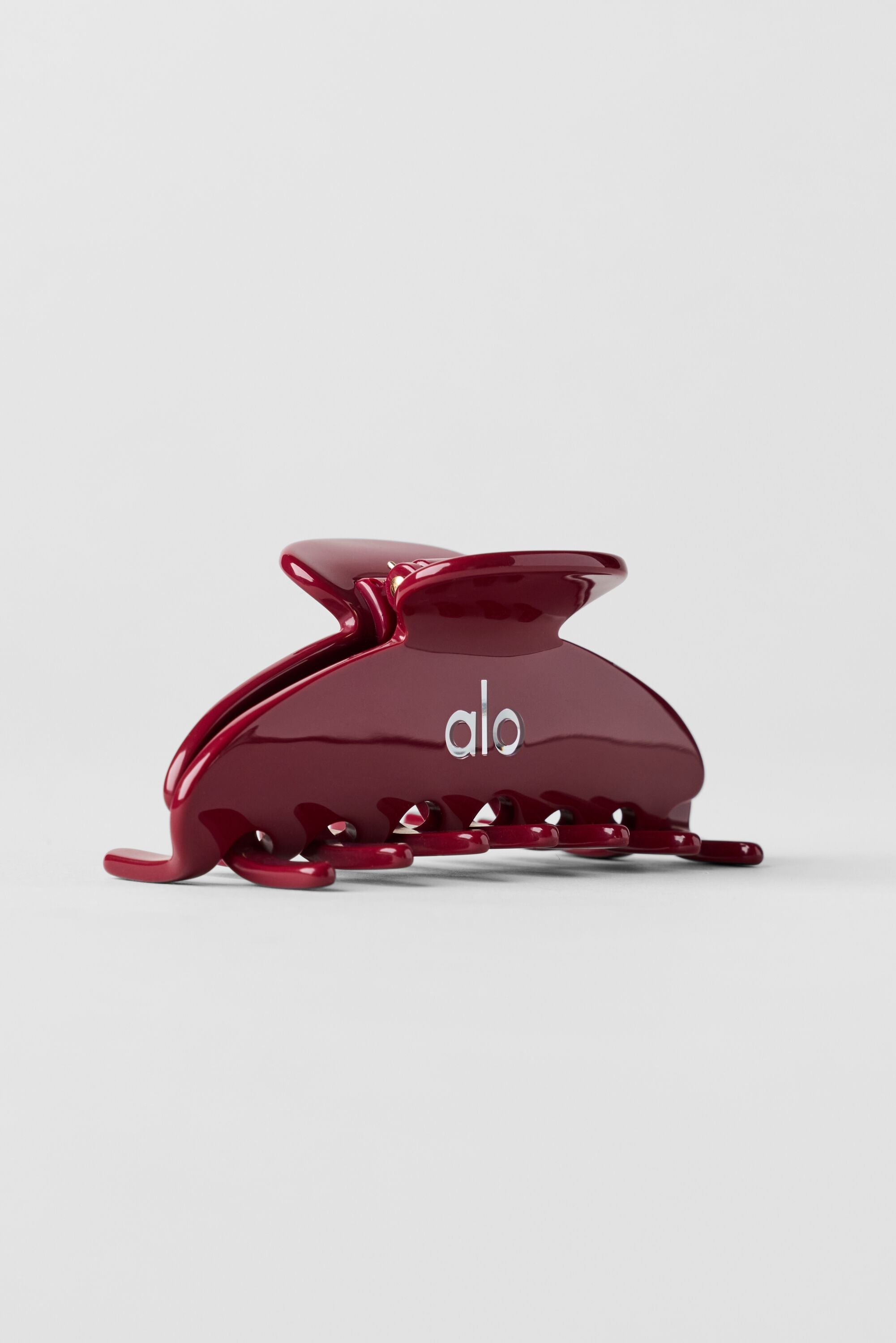 alo 90's Claw Clip - Summer Romance Red