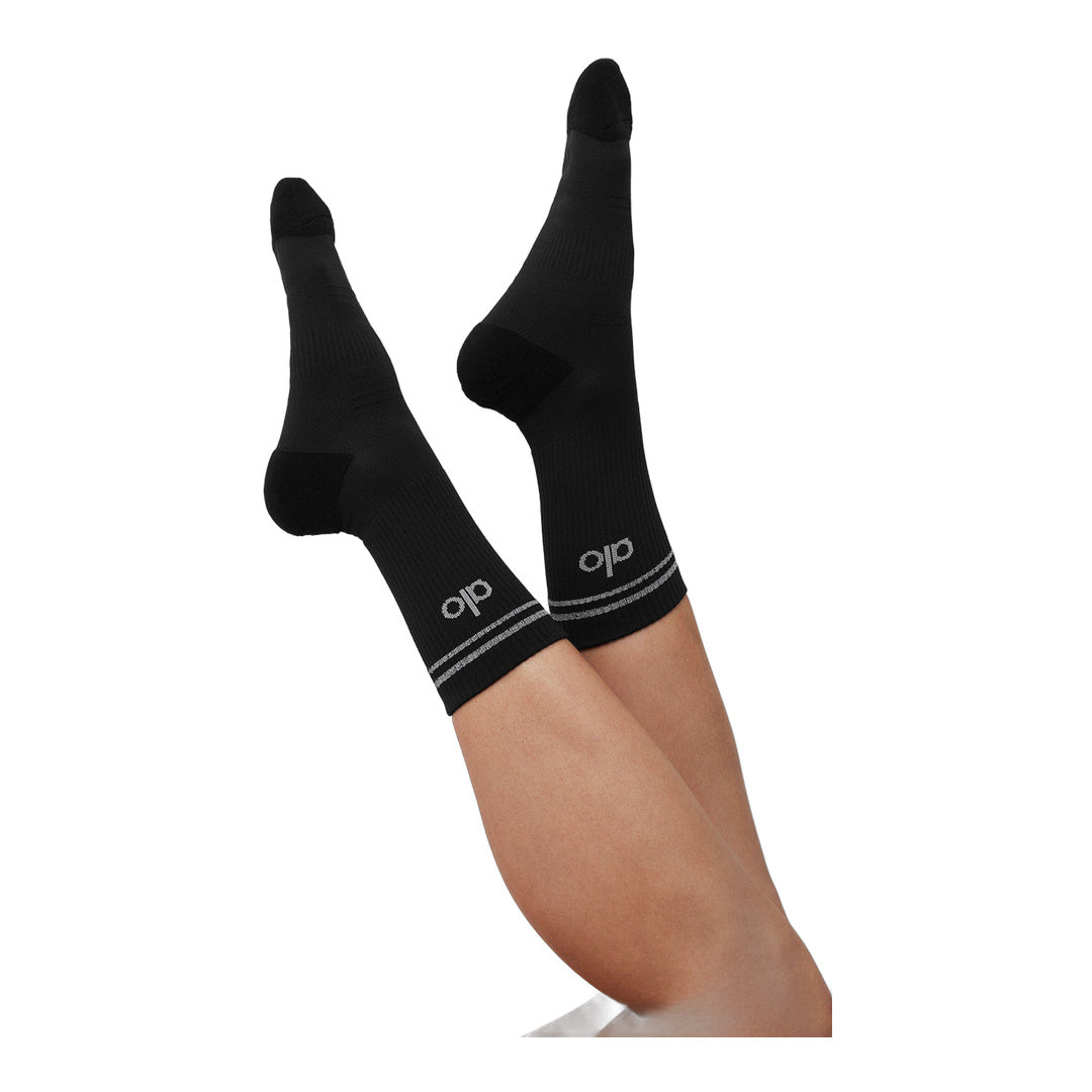 alo Unisex Half-Crew Performance Sock - Black