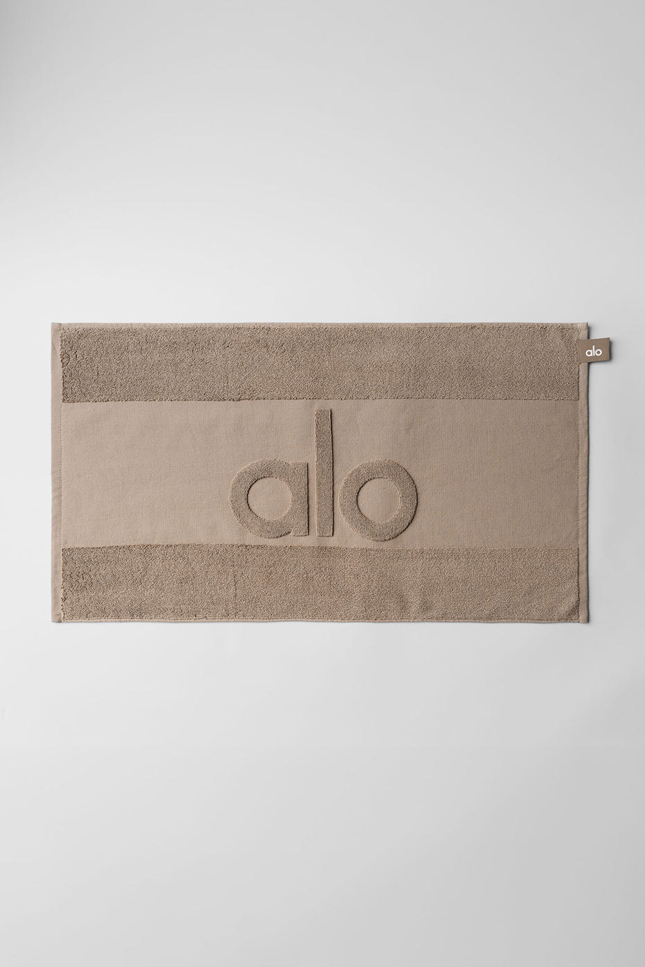 alo Keep It Cool Gym Towel - Gravel