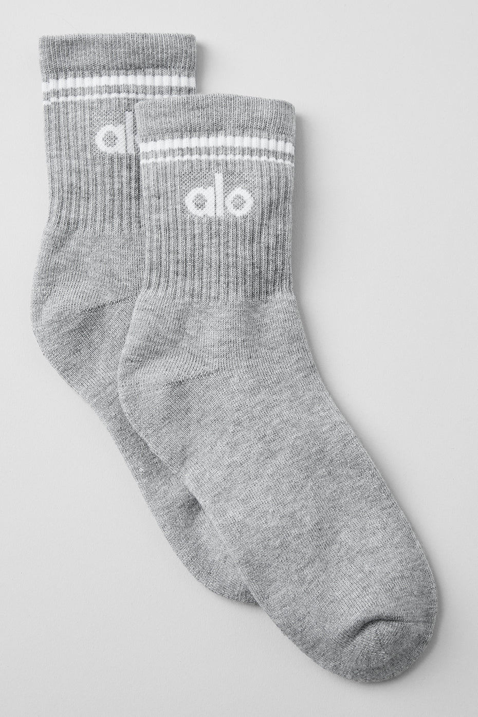 alo Unisex Half-Crew Throwback Sock - Athletic Heather Grey/White