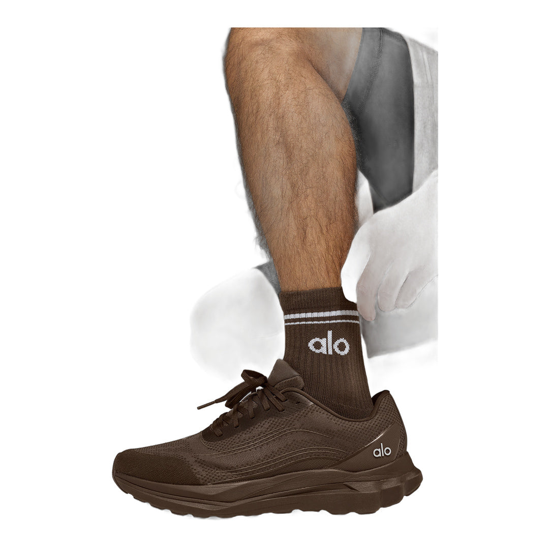 alo Unisex Half-Crew Throwback Sock - Espresso/White