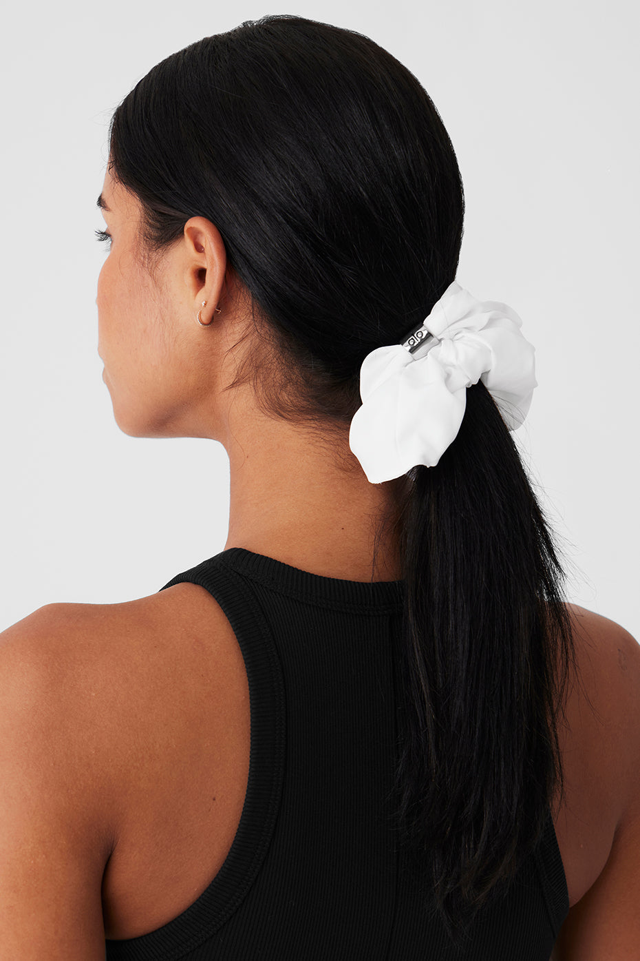 alo Bead It Oversized Scrunchie - White