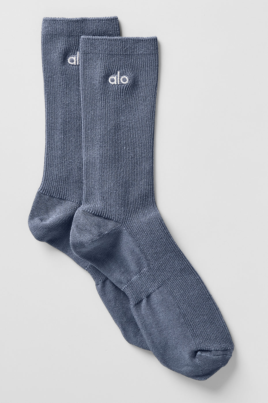 alo Unisex Half-Crew Understated Sock - Bluestone