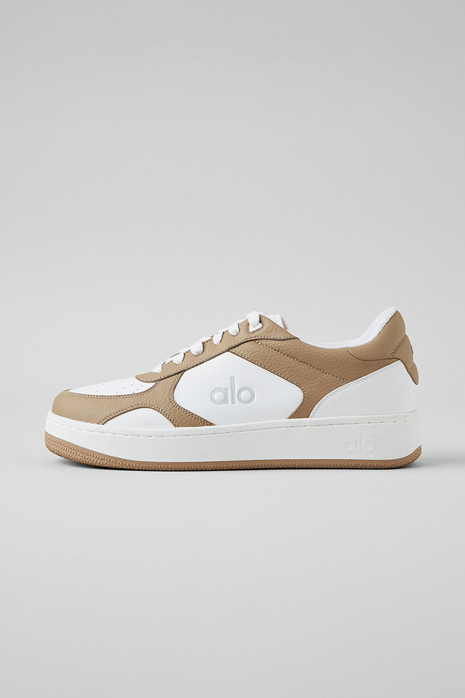 alo ALO Recovery Mode Sneaker - Gravel/White