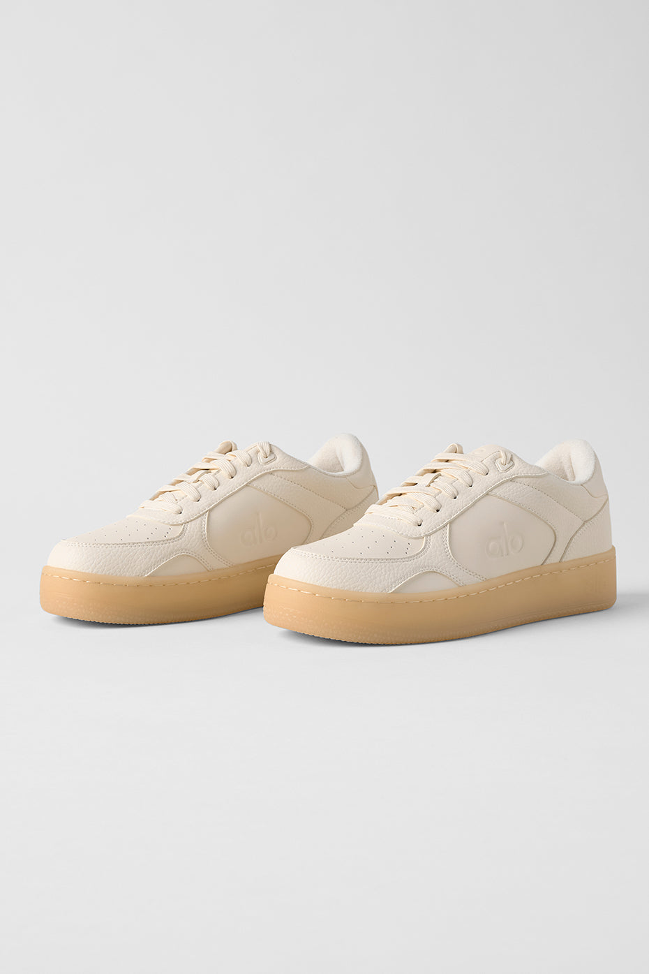 alo ALO Recovery Mode Sneaker - Clay