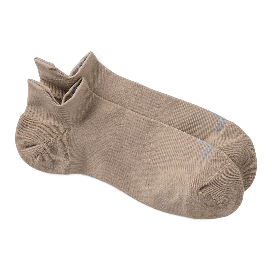 alo Unisex Performance Tab Sock - Gravel