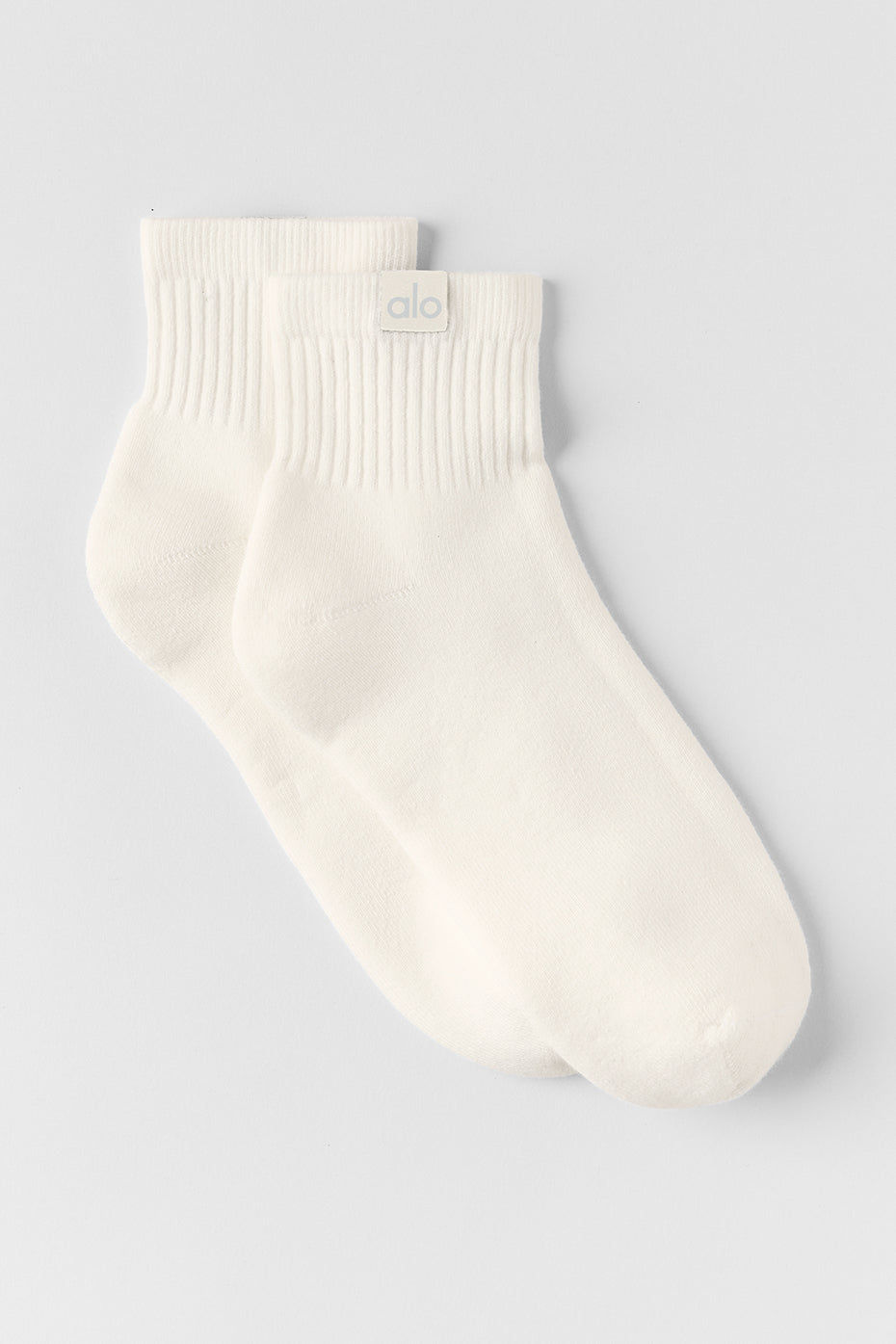 alo Quarter Crew Street Sock - Ivory