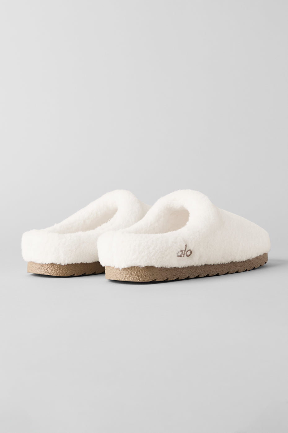 alo Sherpa Recovery Slipper - Ivory