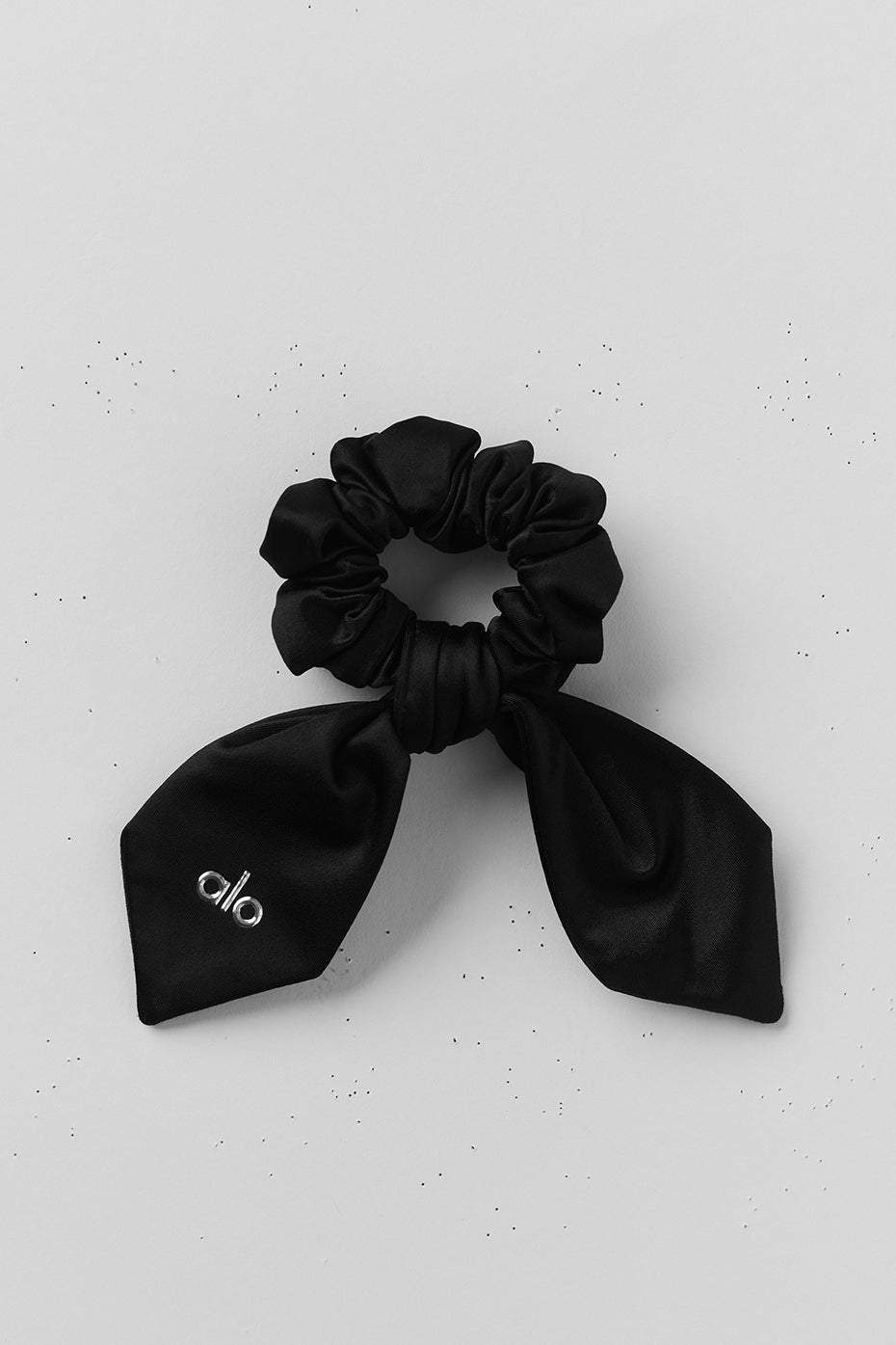 alo Airlift Rhythm Scrunchie - Black