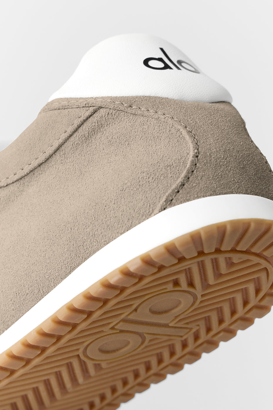 alo ALO Sunset Sneaker - Gravel