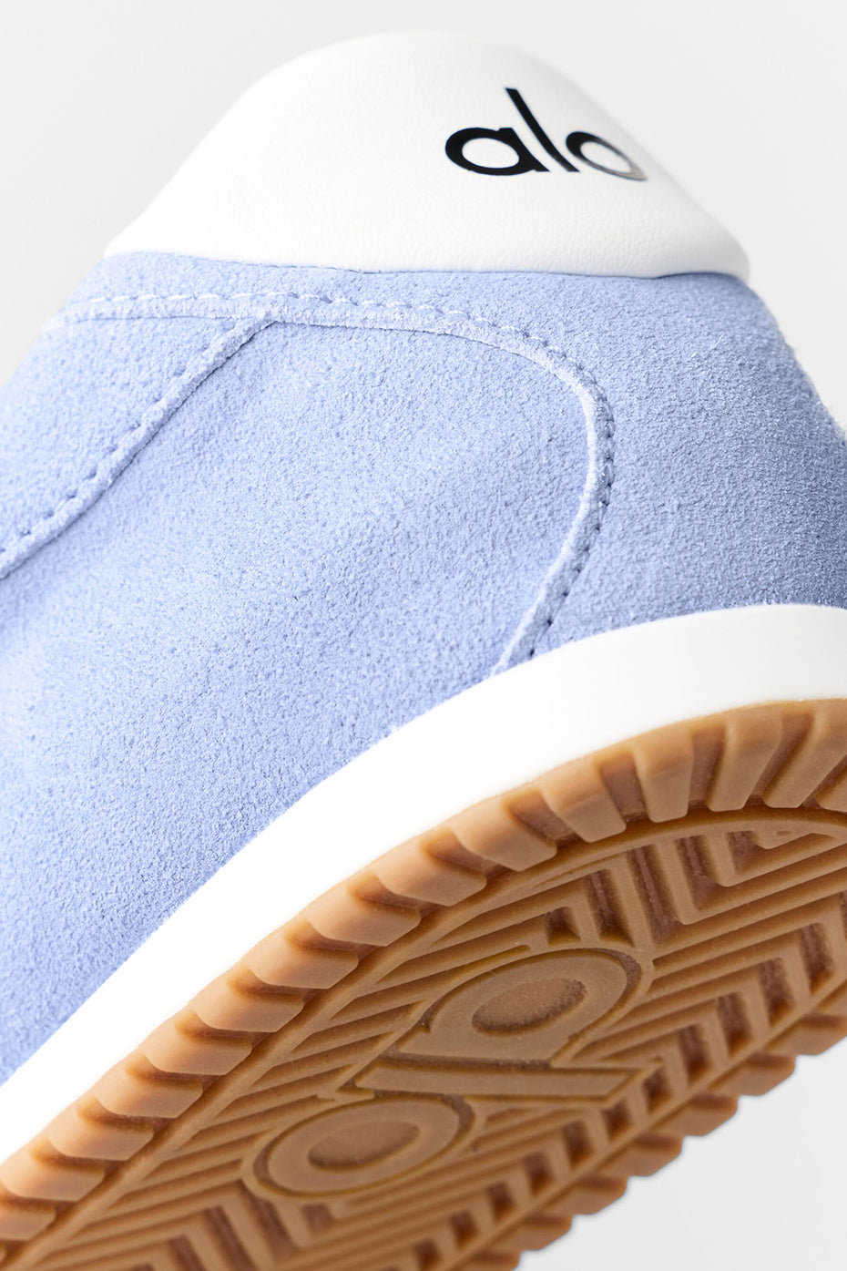 alo ALO Sunset Sneaker - Light Provence Blue