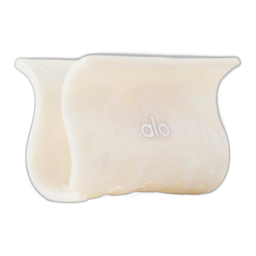 alo Effortless Claw Clip - White Pearl