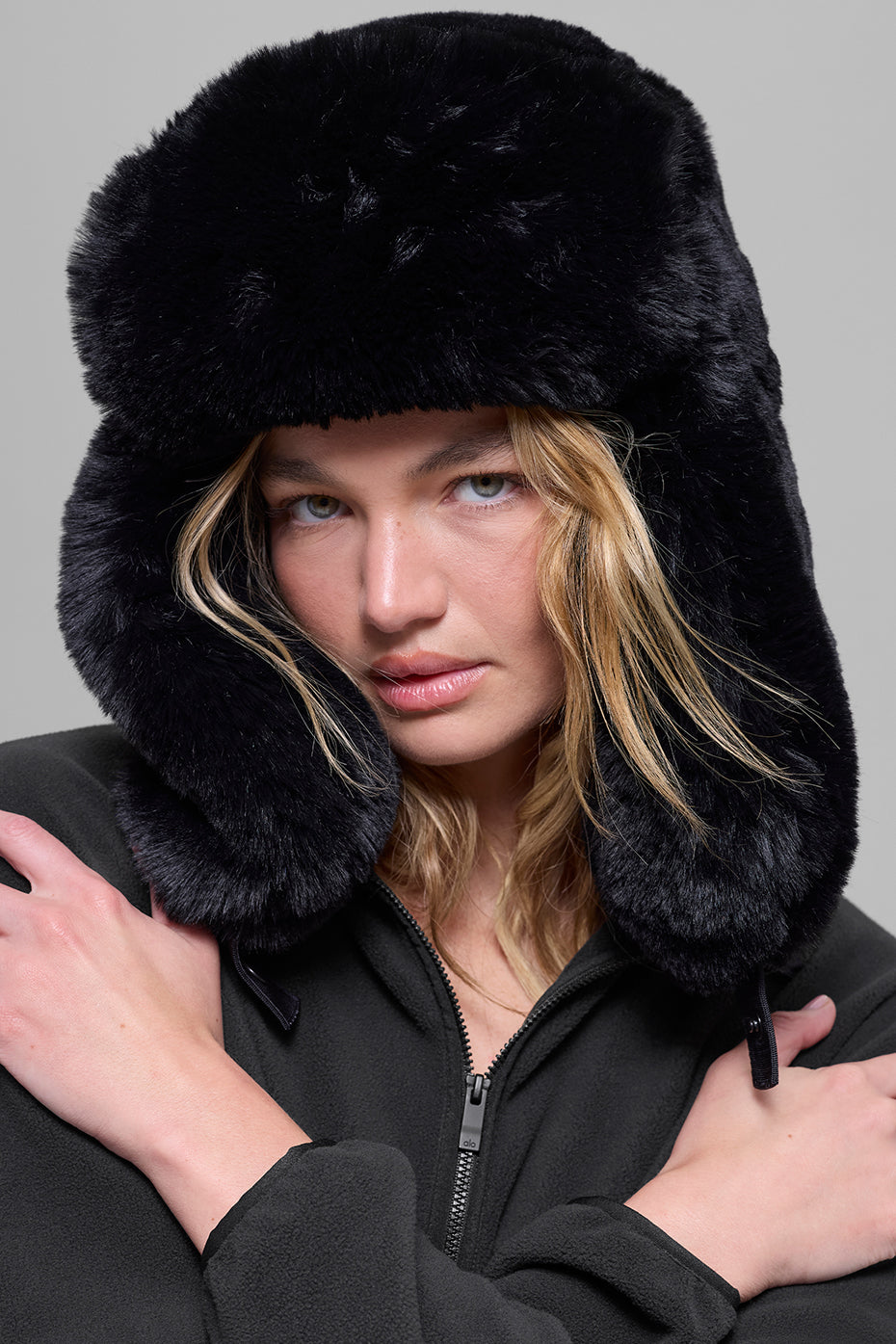 alo Faux Fur Starstruck Hat - Black
