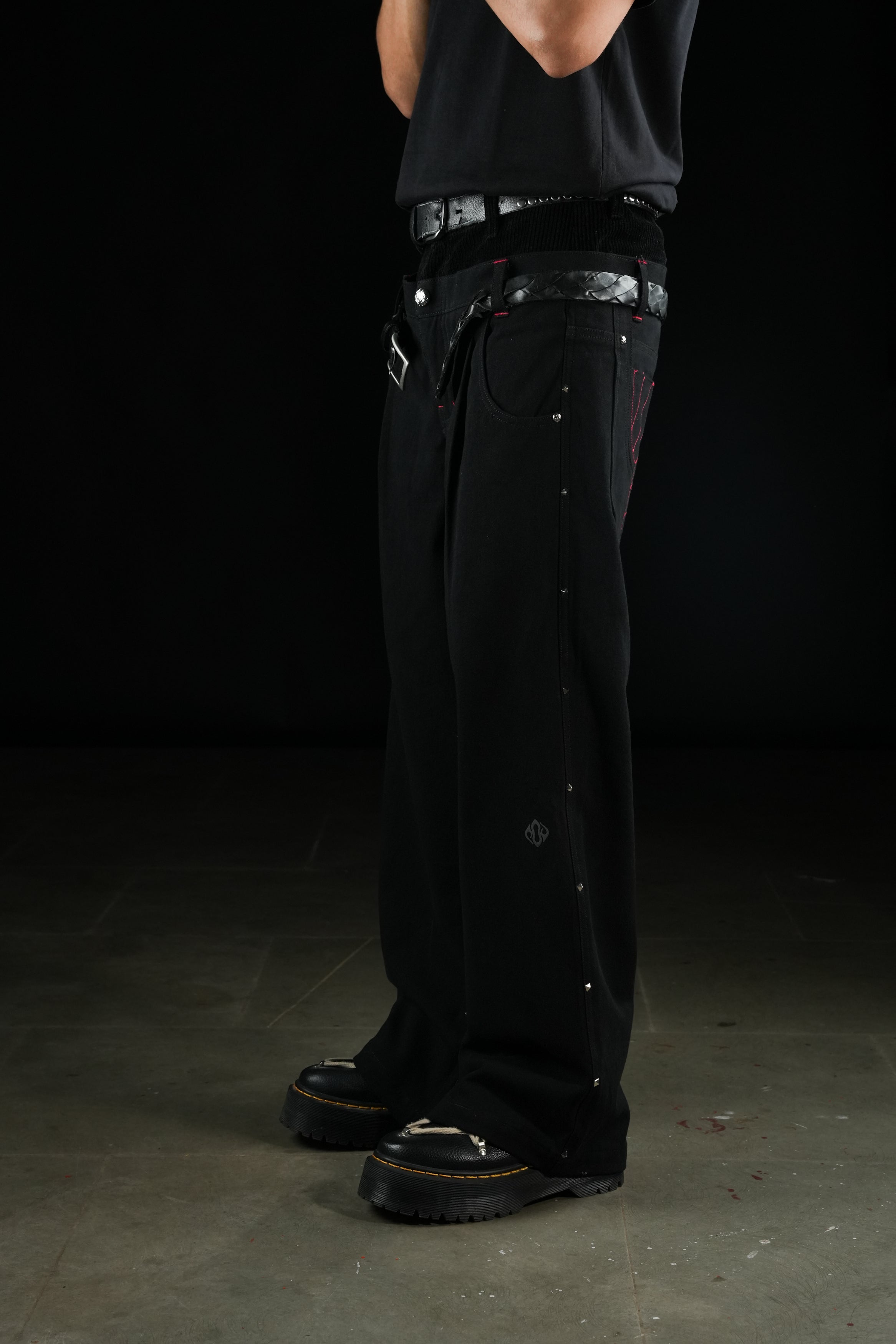 Sagging Jeans-Black - MTM