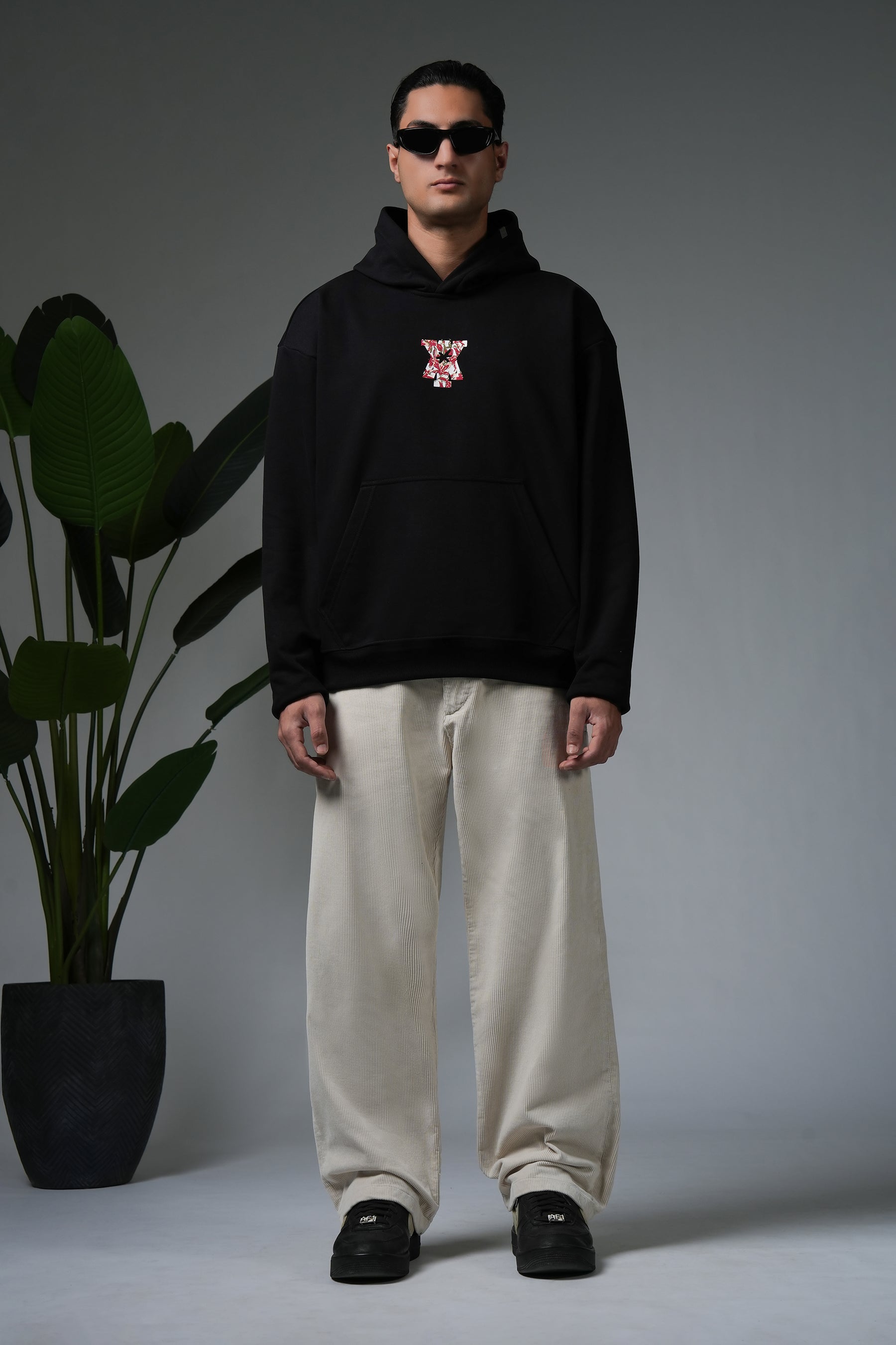 STUDIO HOURS - HOODIE