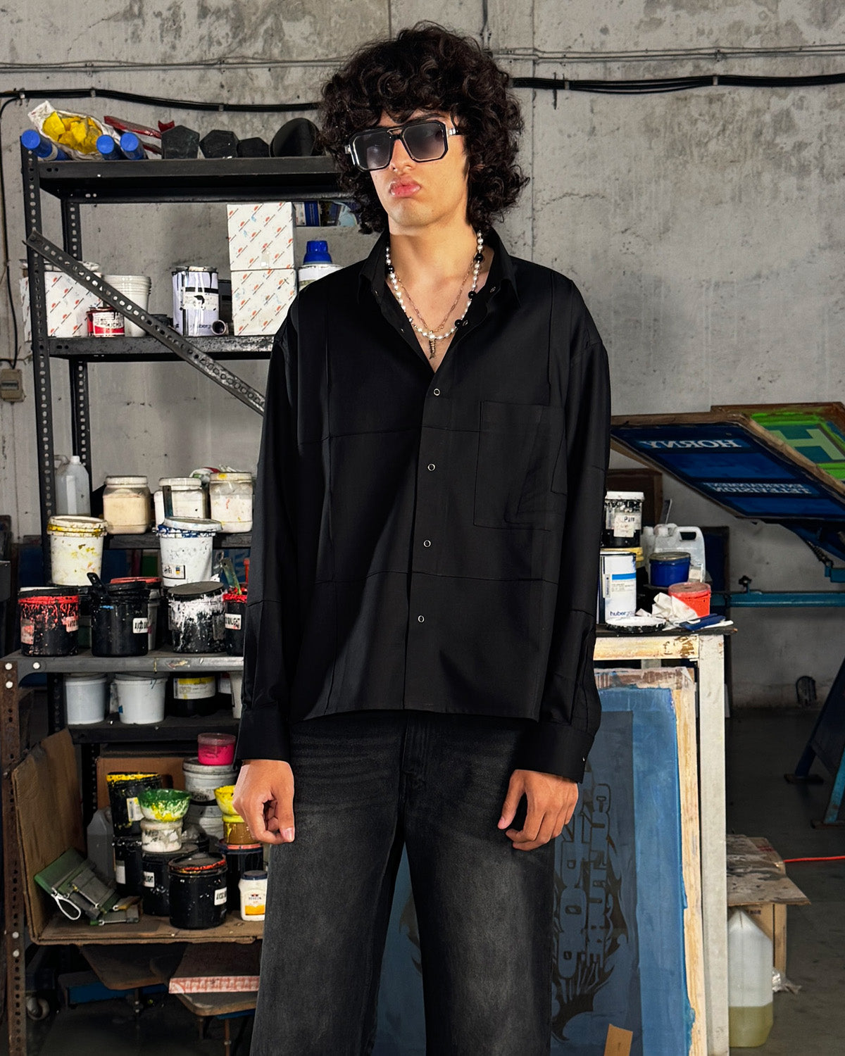 Threadwork Square - Black RTW