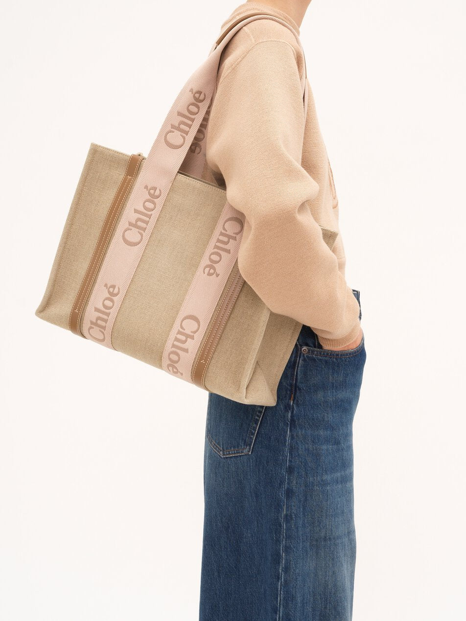 CHLOE Woody tote bag in linen Blushy Beige