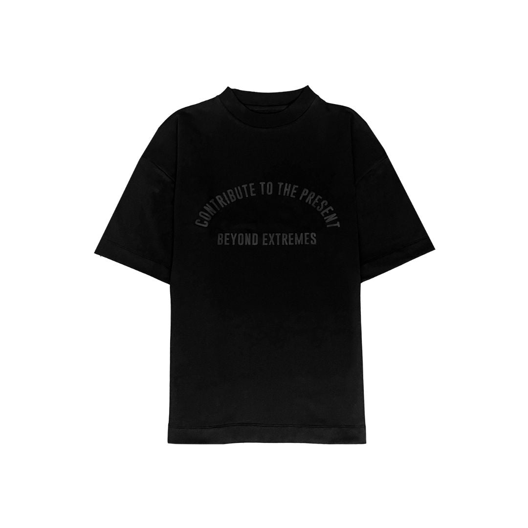 Basic T-shirt in Black [Unisex]