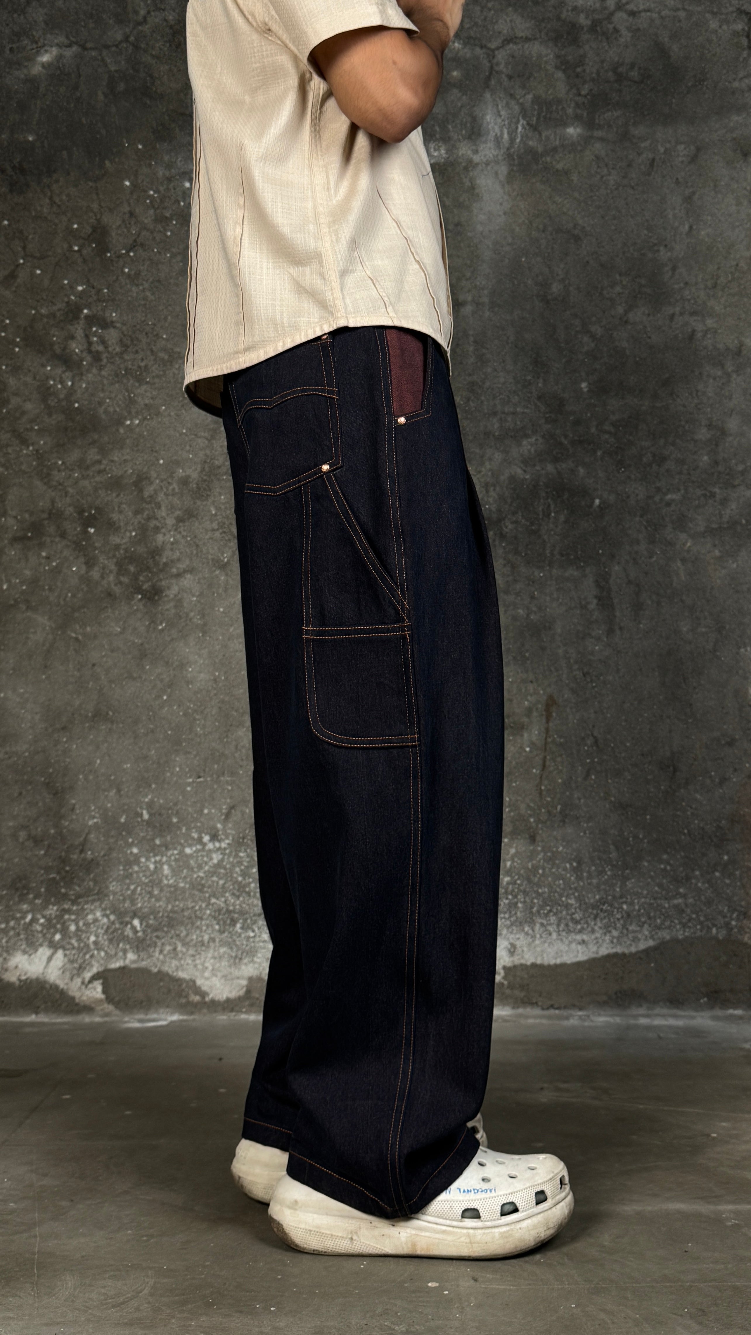 Double Pleats Masti-Raw Cola.