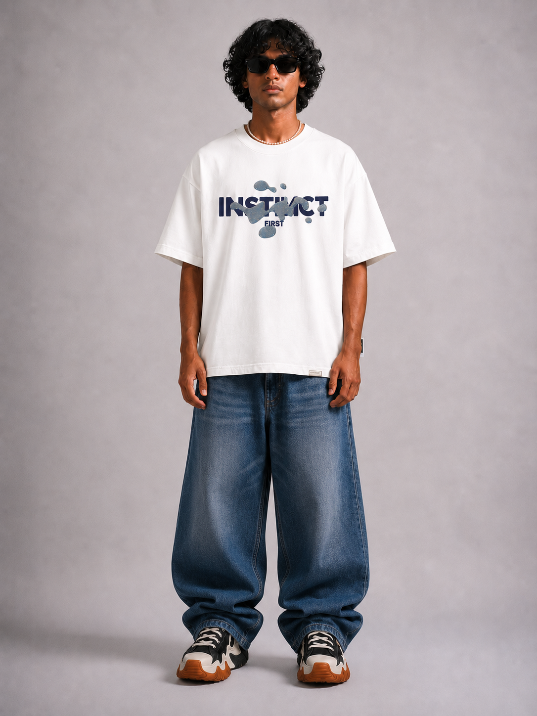 Splash of Instincts - Oversized T-shirt (White)