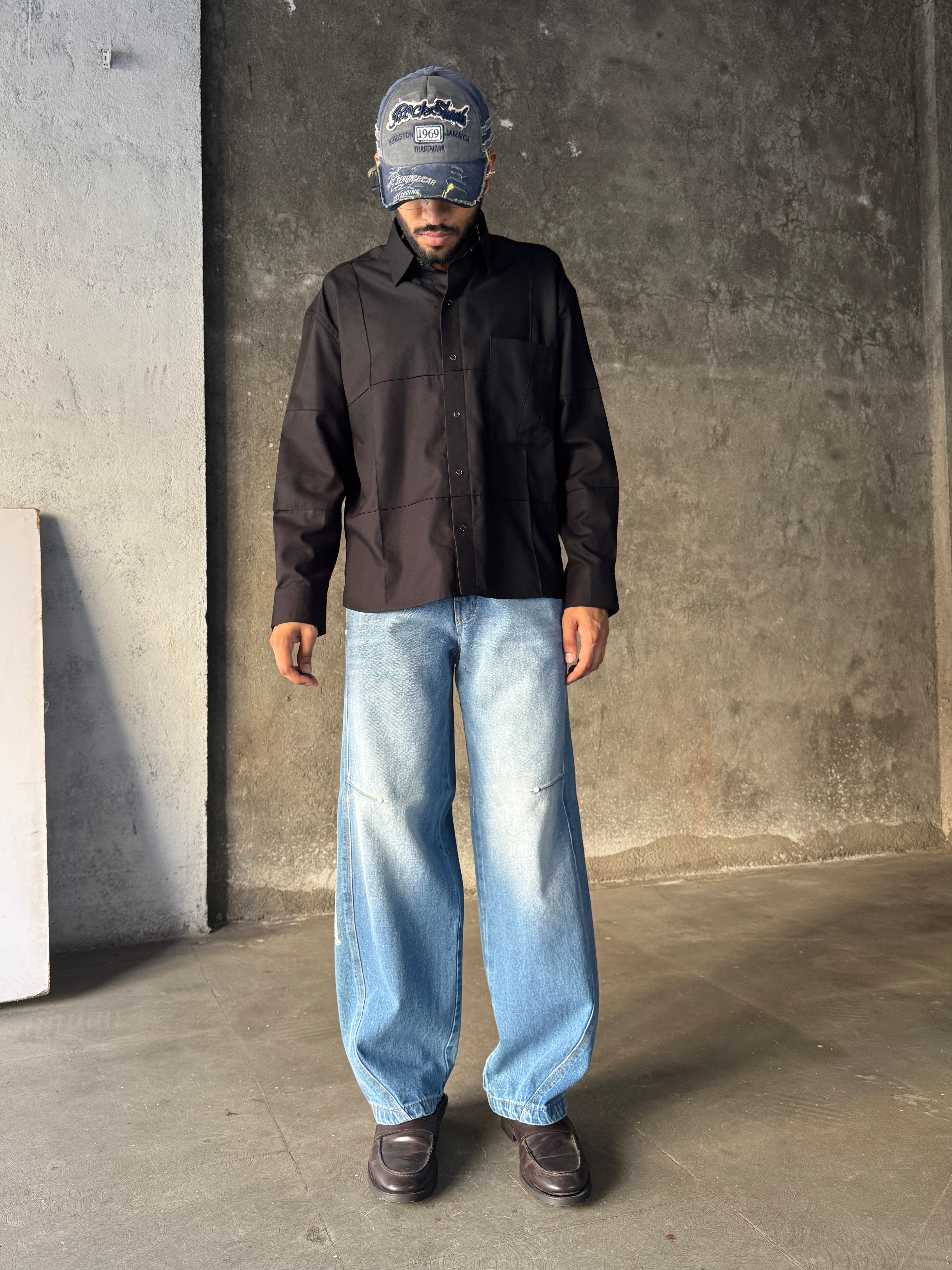 B4 curved- mid blue