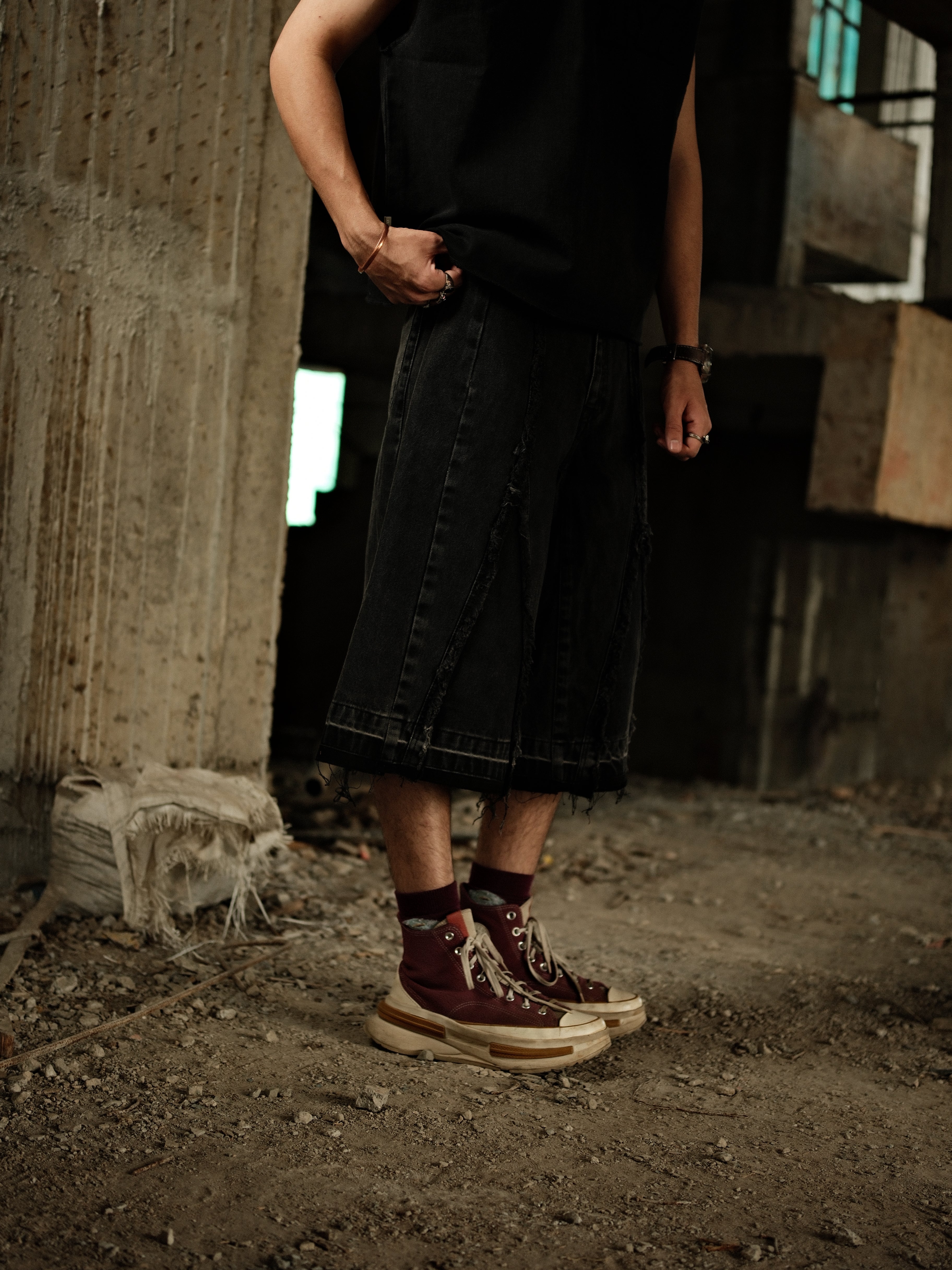 Obsidian Shred - Vests (Black)