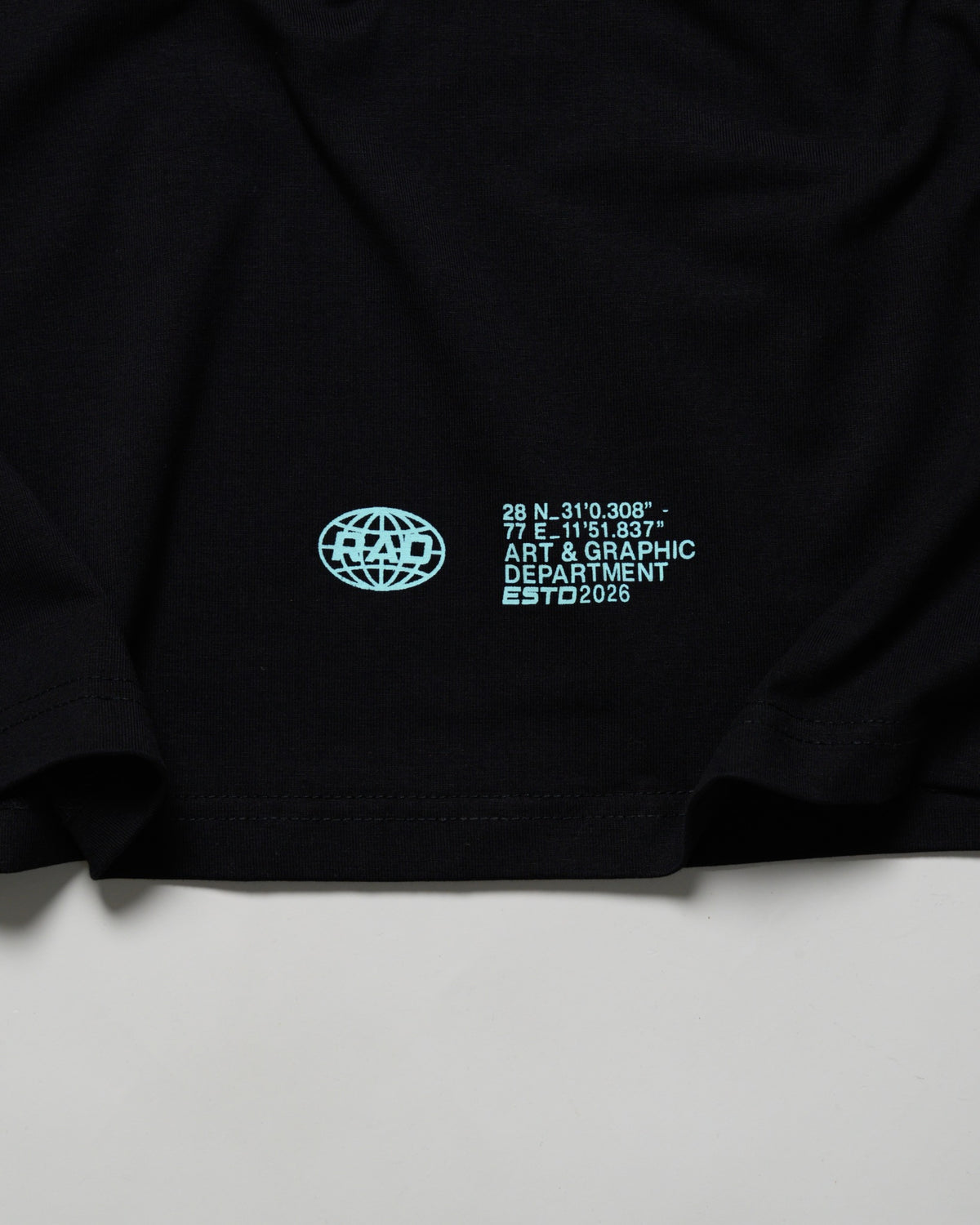 RAD SIGNATURE TEE