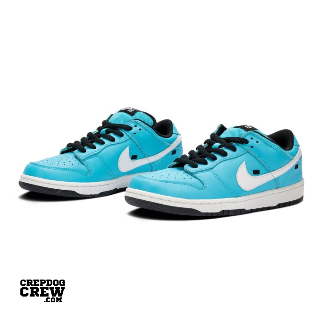 Nike SB Dunk Low Tokyo Blue Taxi