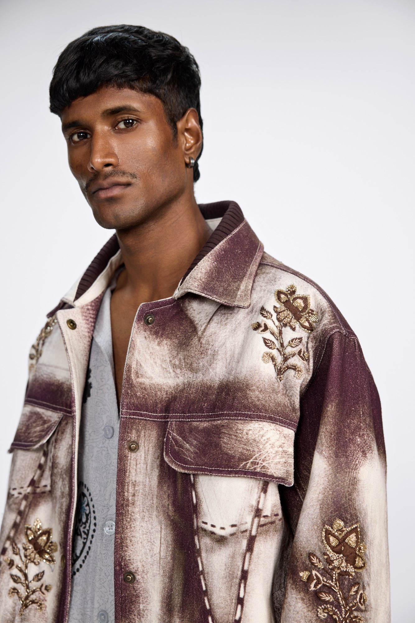 Dastaan' Handmade Embroidered Jacket