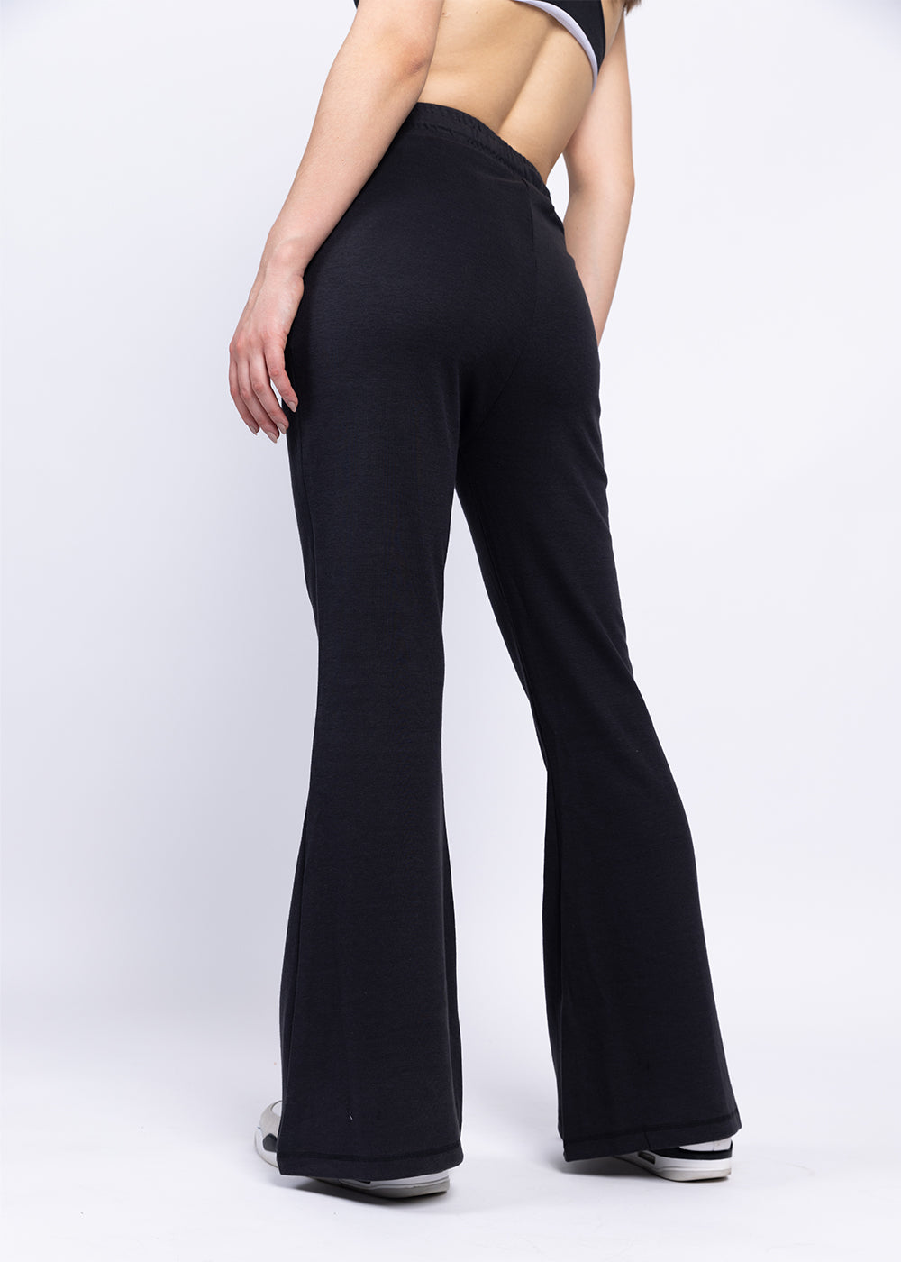 FLARE PANTS-BLACK