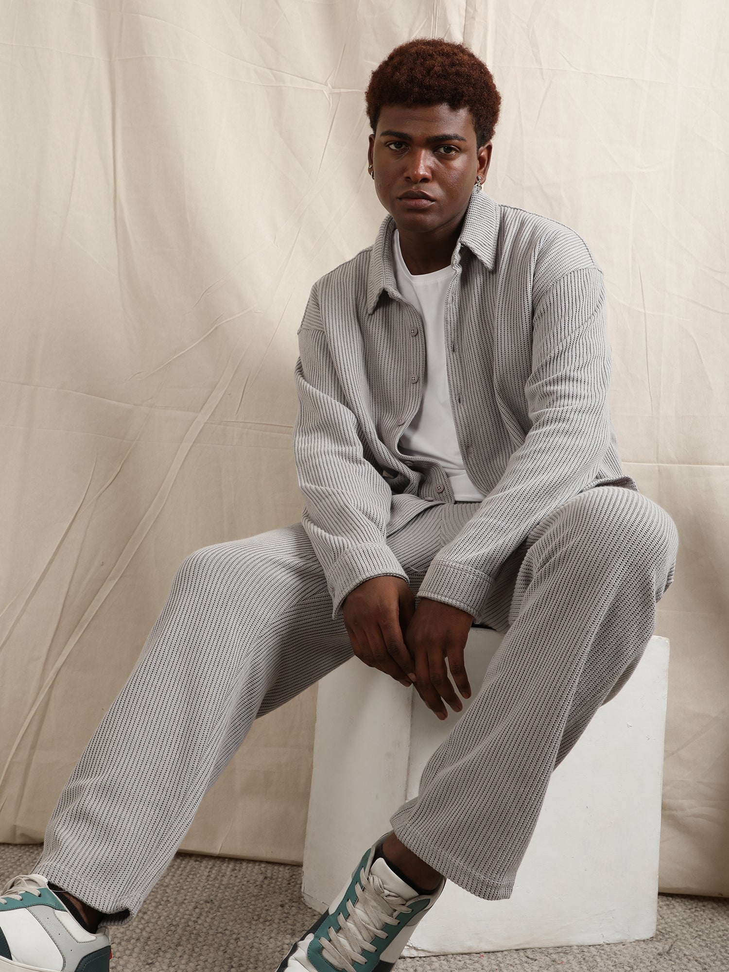 CO-ORD IN SWEATER KNIT FABRIC (LIGHT GREY)