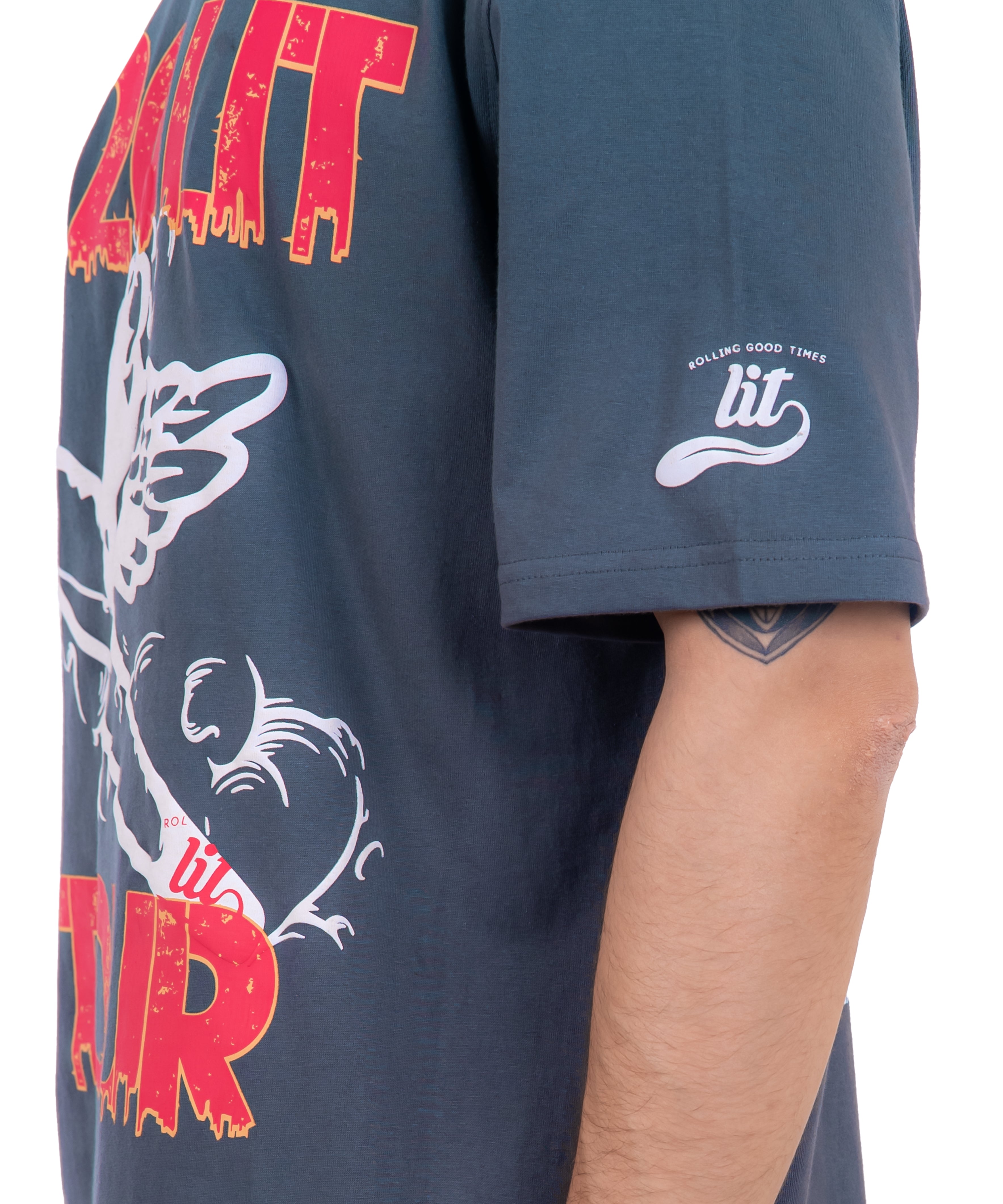 HIGH HITS TOUR ’25 T-SHIRT