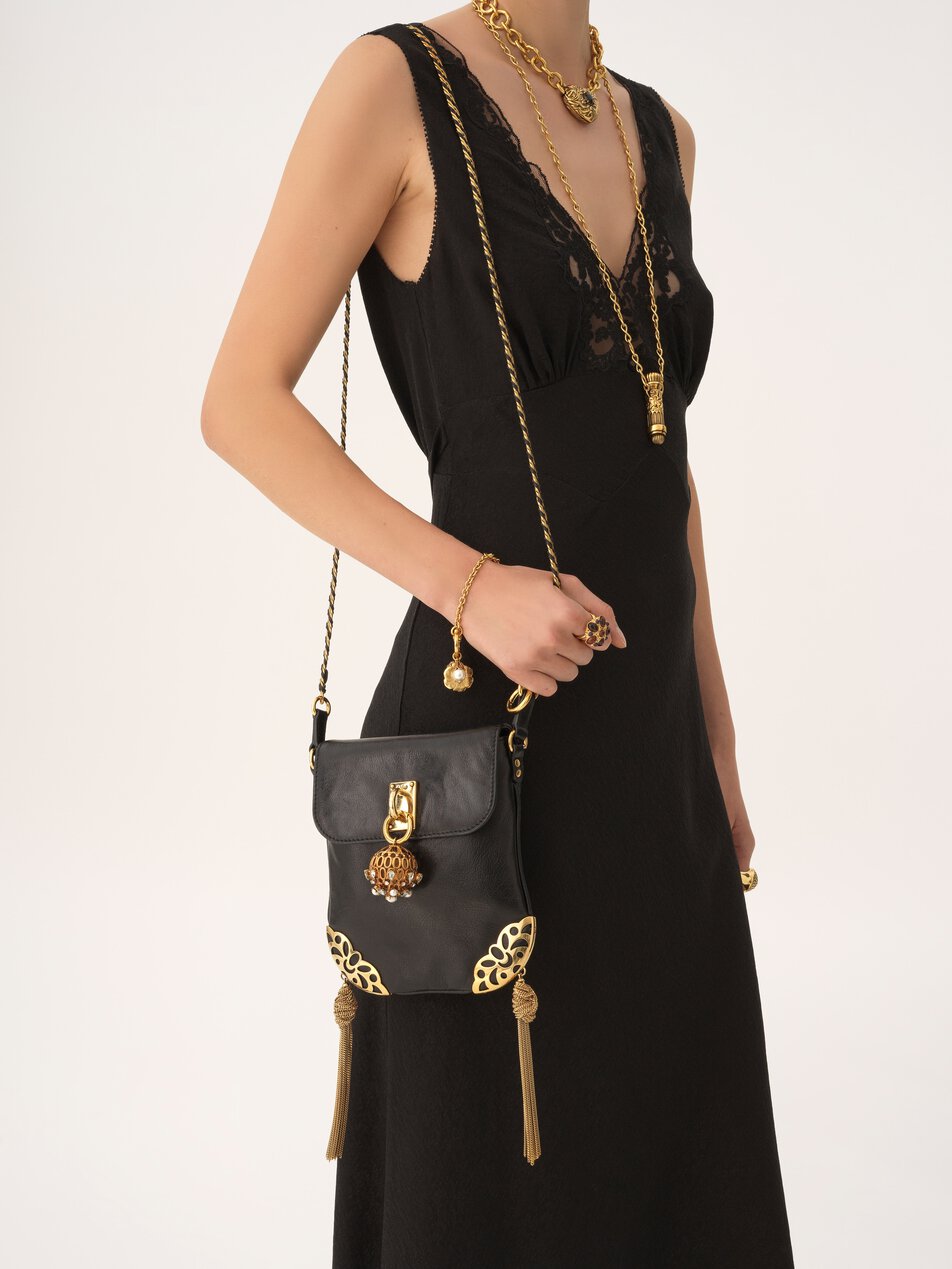 CHLOE Château Treasures chain flap bag in grained leather Black