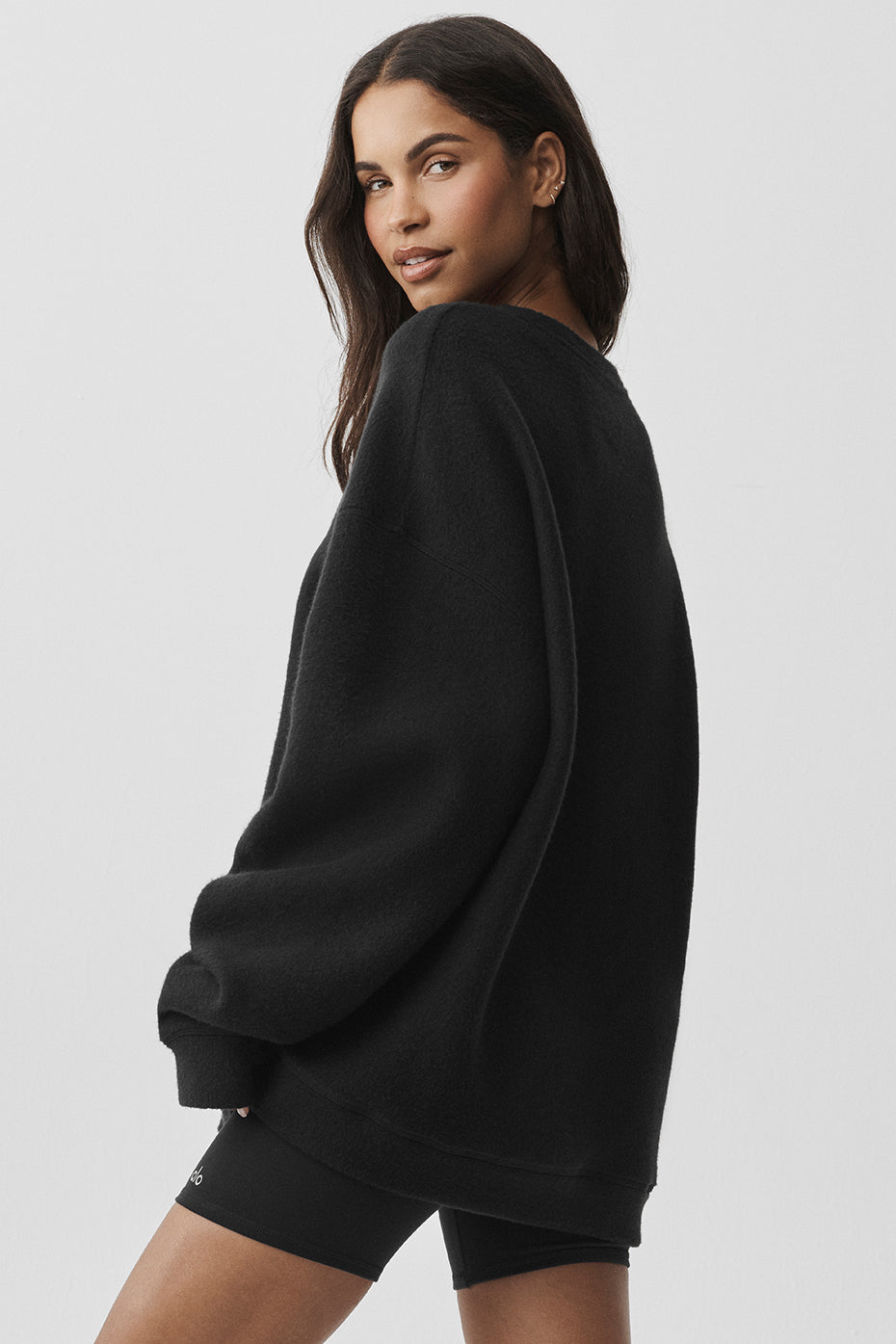 alo Triumph Restore Crew Neck Sweatshirt - Black