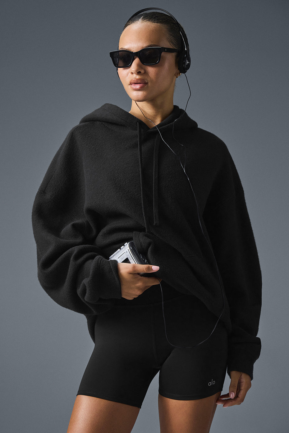 alo Triumph Restore Hoodie - Black