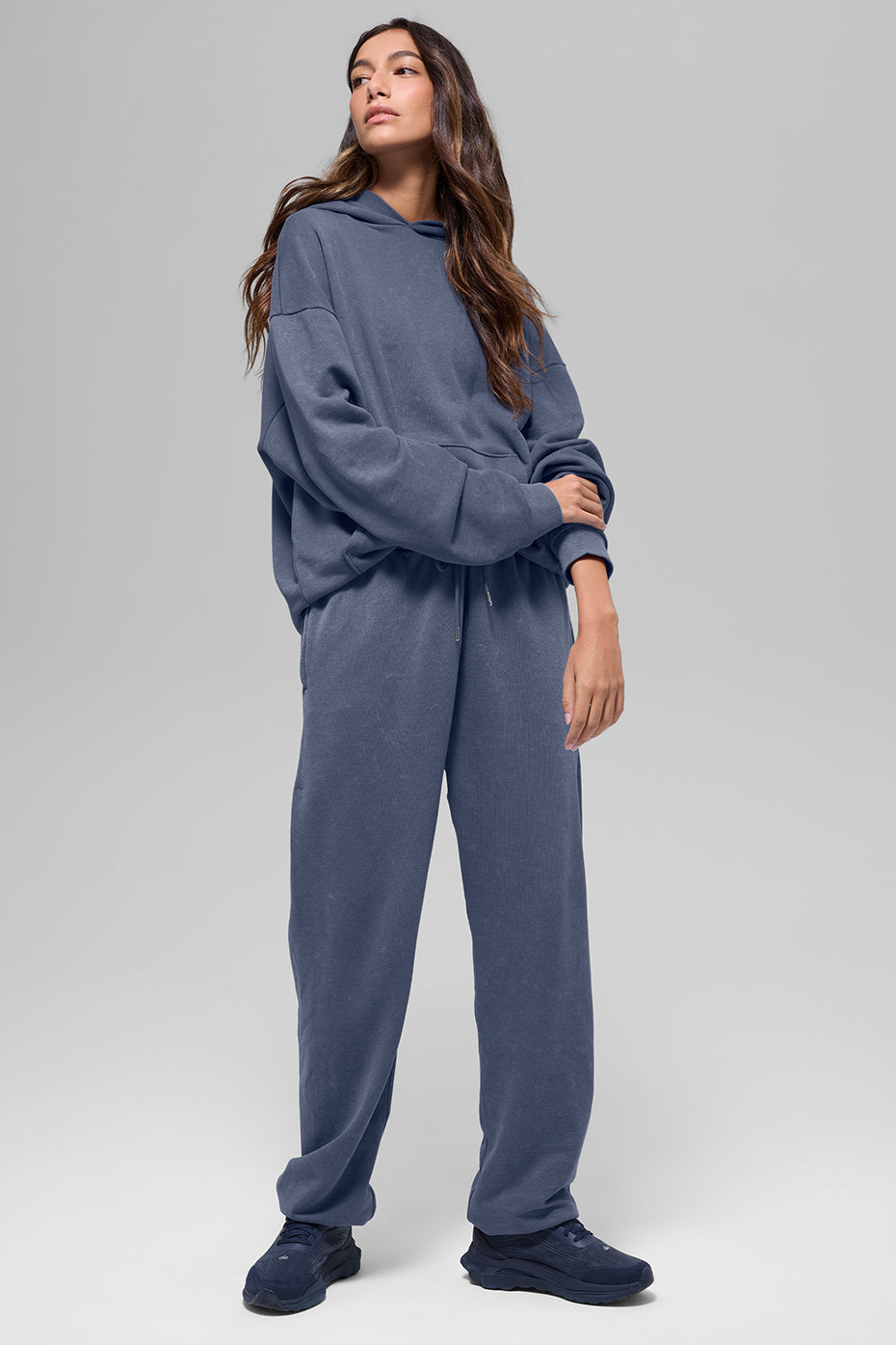 alo Chill Vintage Wash Hoodie - Bluestone Wash