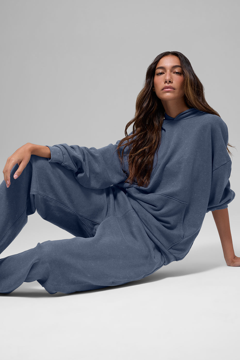 alo Chill Vintage Wash Hoodie - Bluestone Wash