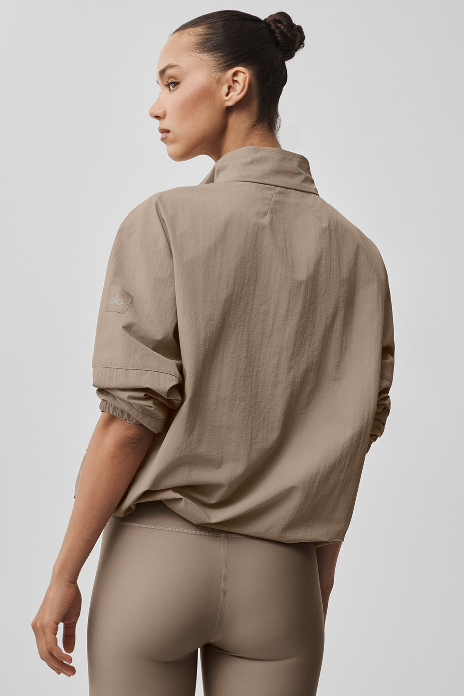 alo Light Weight Takeaway Track Pullover - Gravel