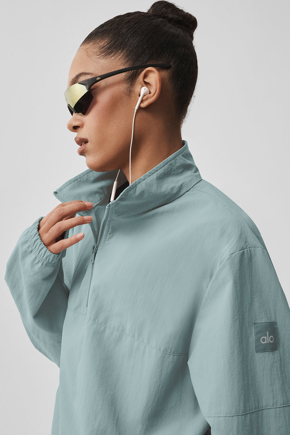 alo Light Weight Takeaway Track Pullover - Desert Sage