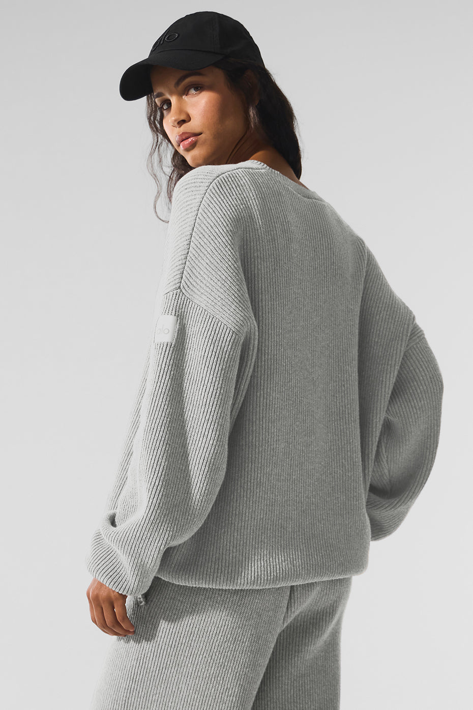 alo Domain Rib Knit Crew Sweater - Athletic Heather Grey