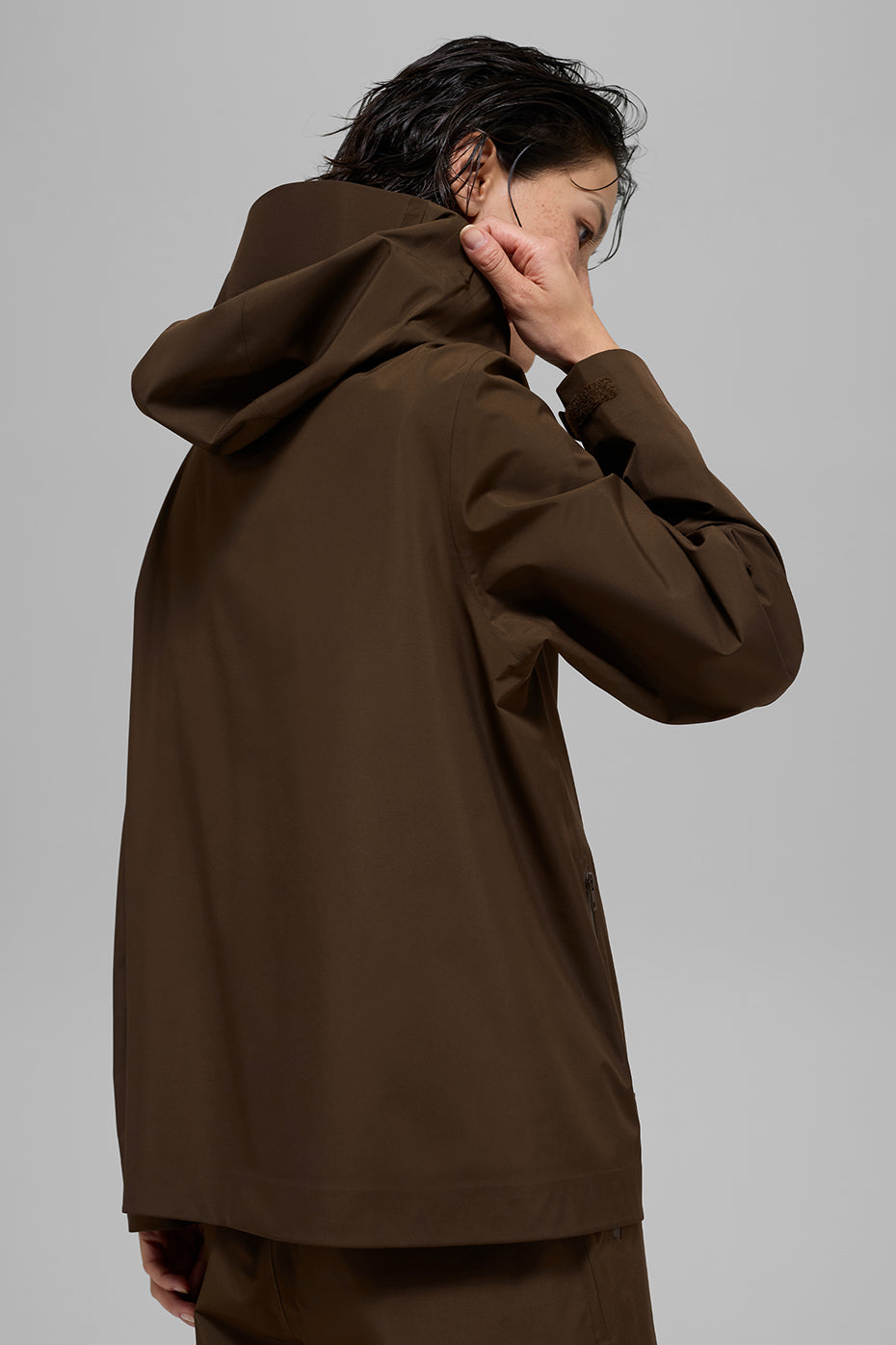 alo Alpha Shell Jacket - Espresso
