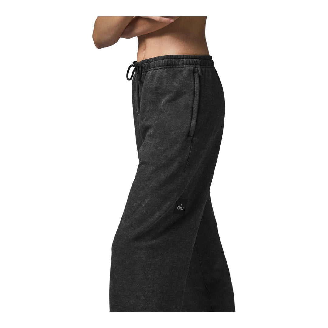 alo Chill Vintage Wash Sweatpant - Black Wash
