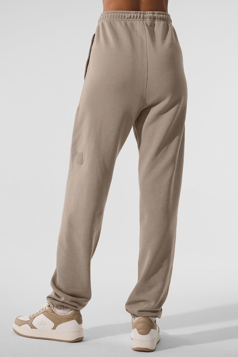 alo Chill Vintage Wash Sweatpant - Gravel Wash